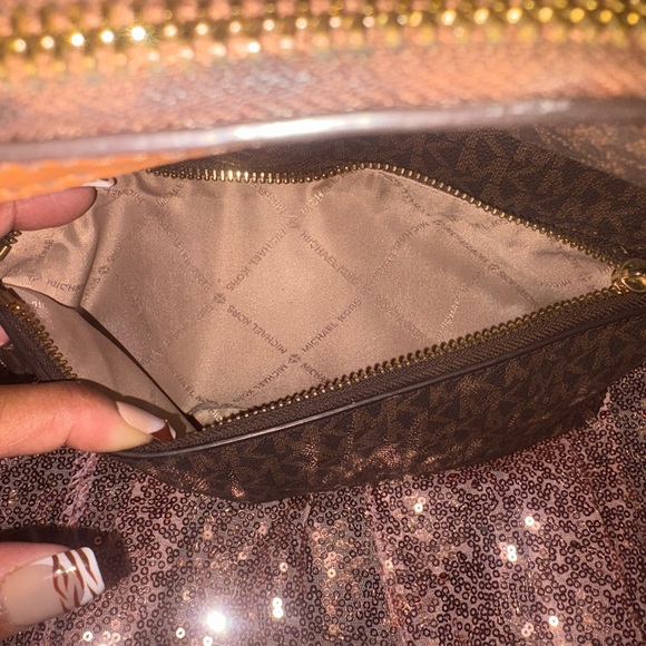 Michael Kors Sheila Medium Logo Backpack - Picture 3 of 6